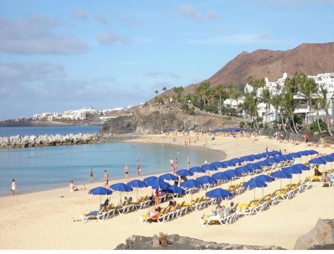 Beautiful And Luxurious Villa With Heated Pool And Free Wi-Fi In Playa Blanca. Exterior foto